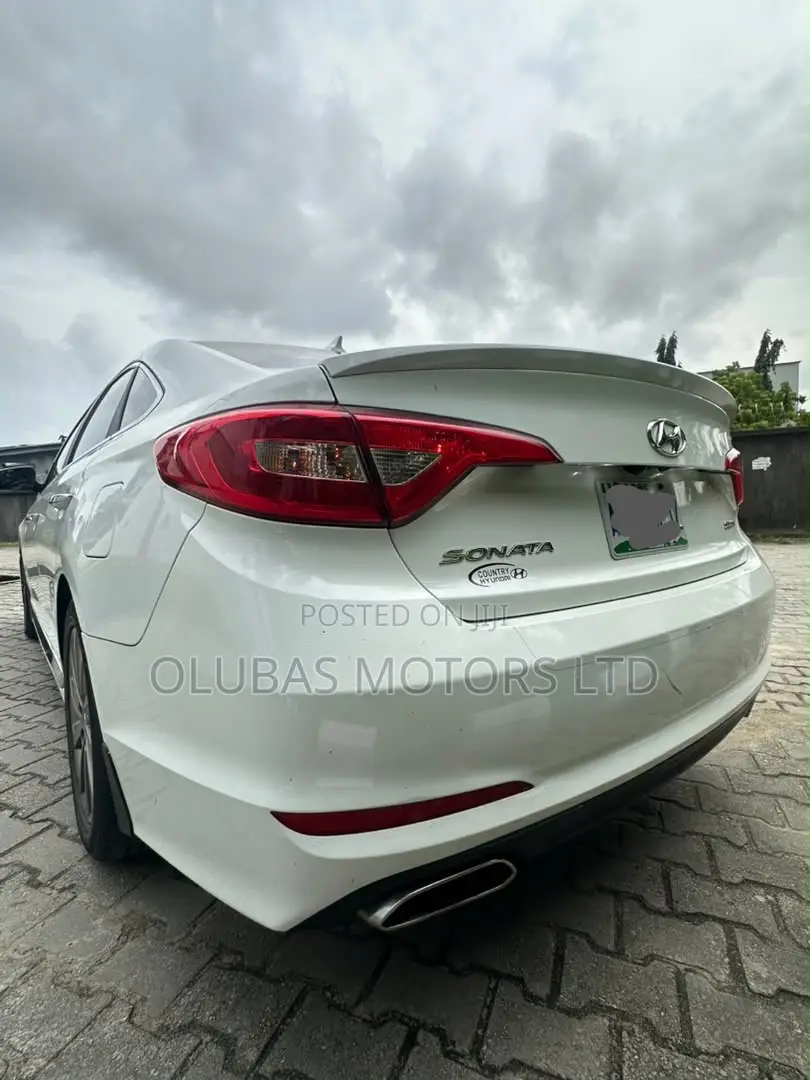 Hyundai Sonata SE 2017 White