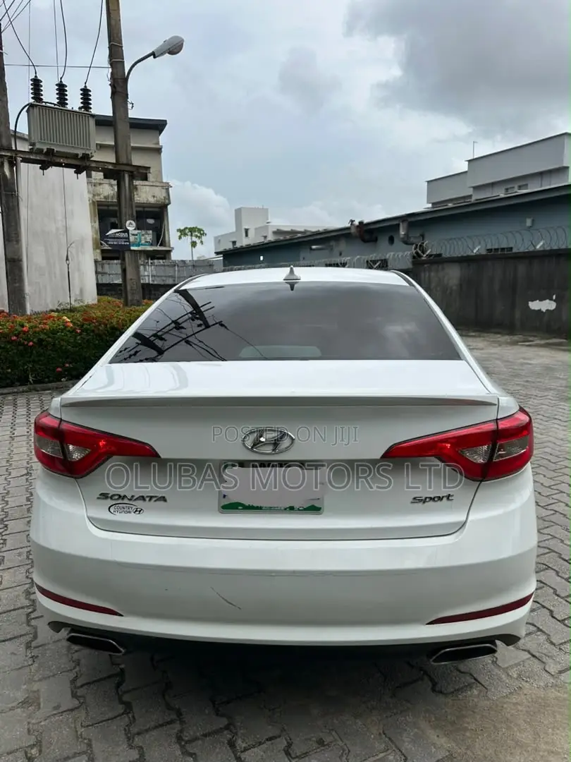 Hyundai Sonata SE 2017 White