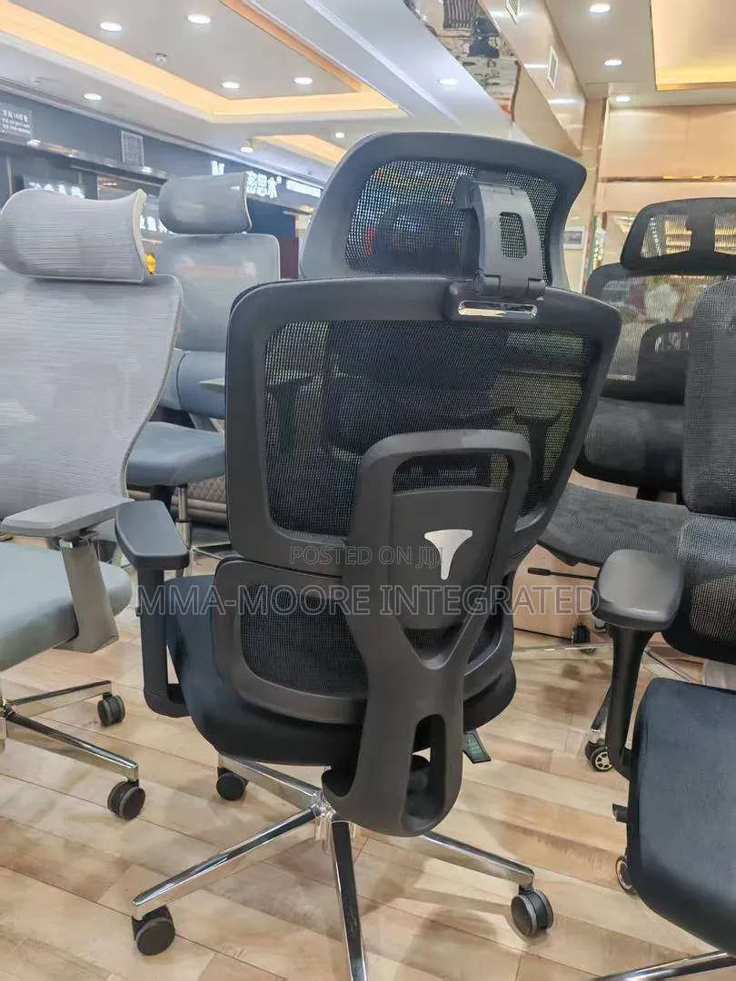 Ergonomic Office Swivel Chair