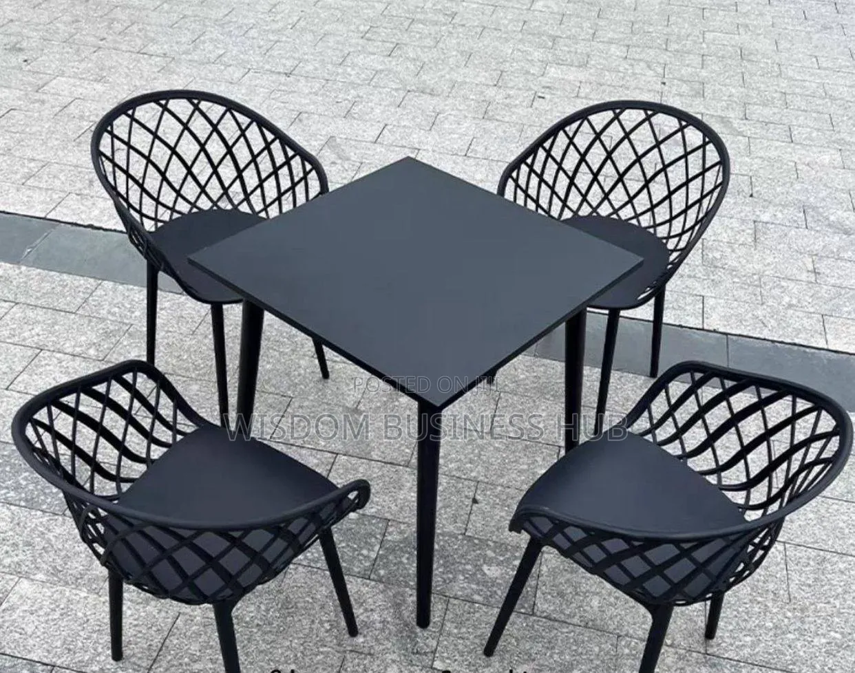Outdoor Square Table Set With Lattice Chair