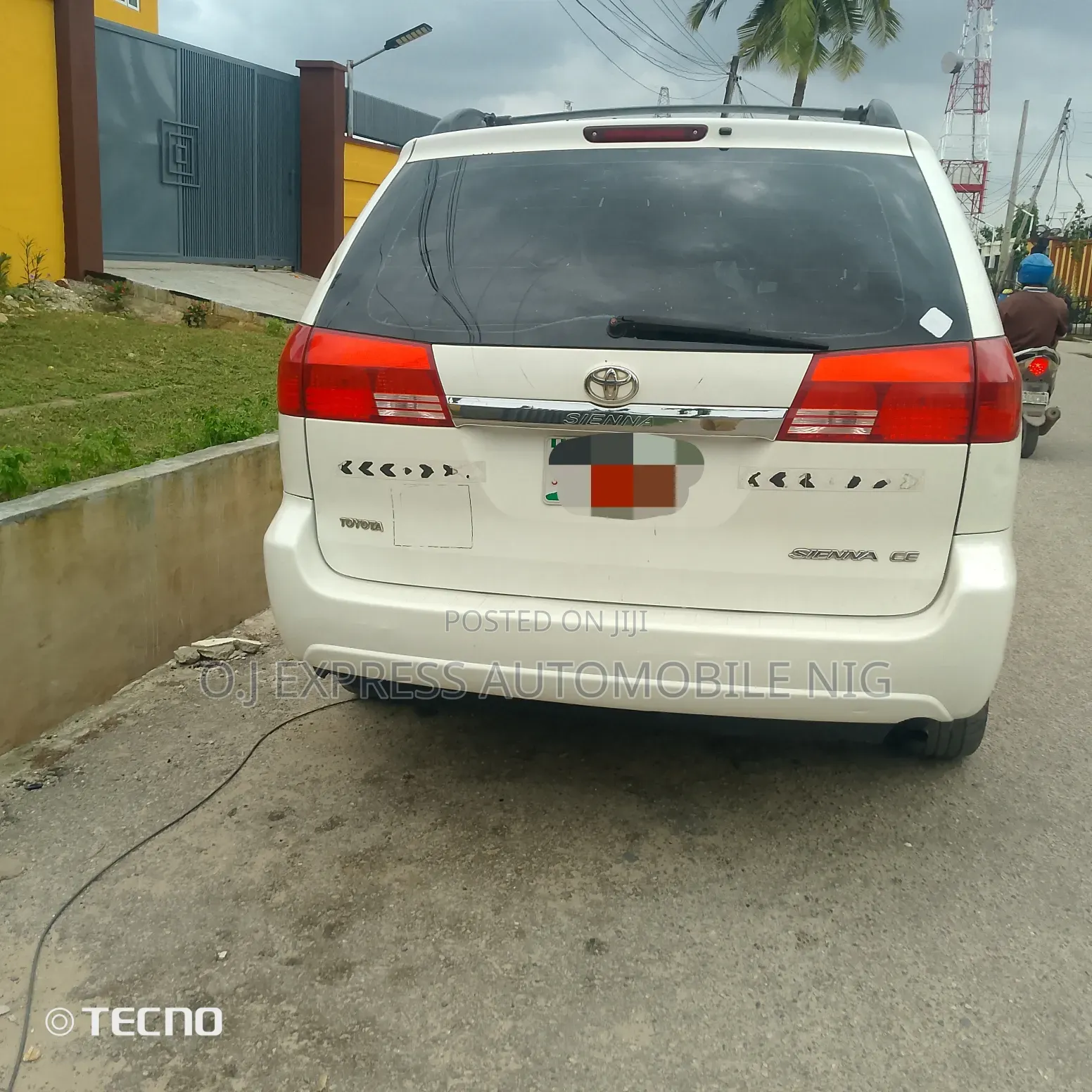 Toyota Sienna 2005 Off white