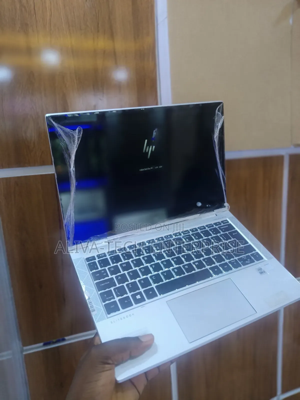 Laptop HP EliteBook 830 G7 8GB Intel Core i5 SSD 256GB