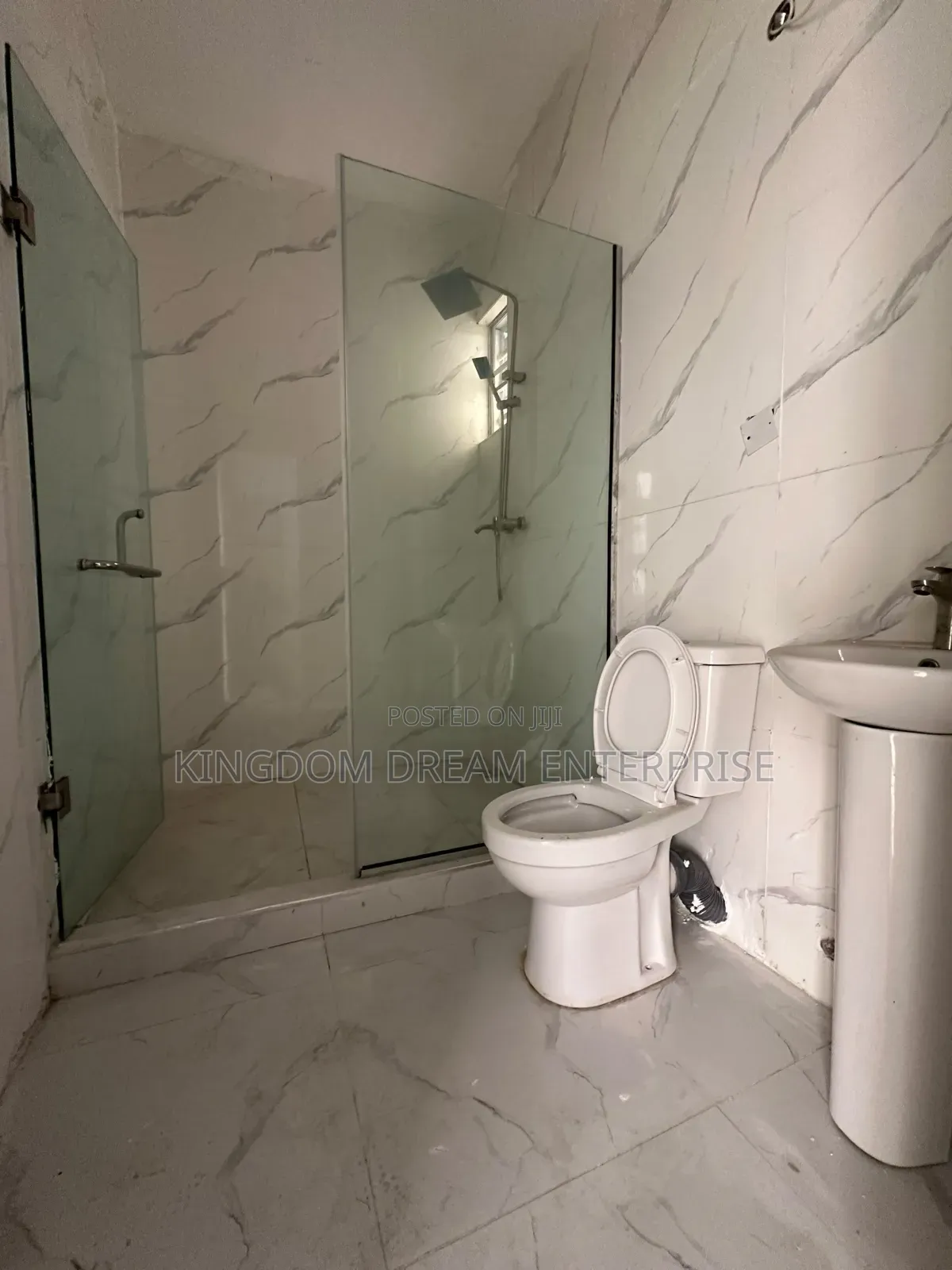 1bdrm Apartment in Ajao Estate for rent