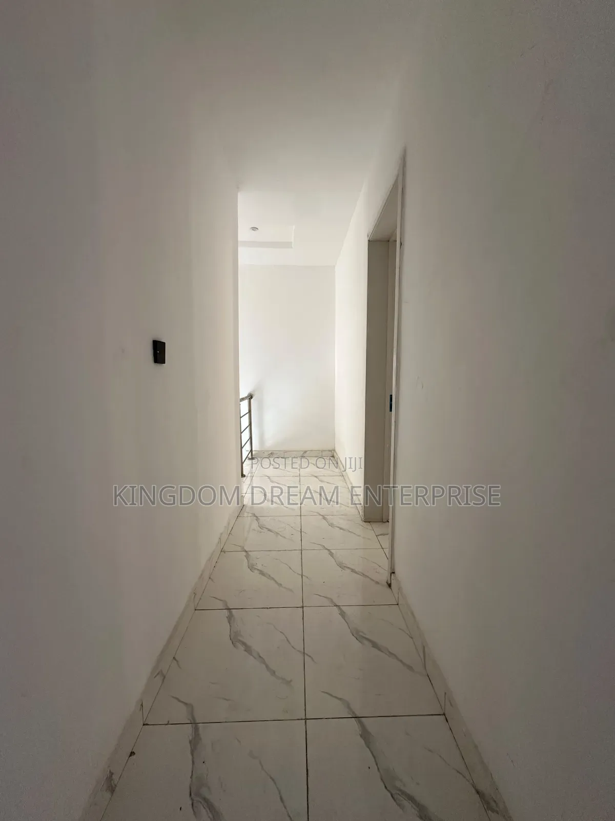 1bdrm Apartment in Ajao Estate for rent