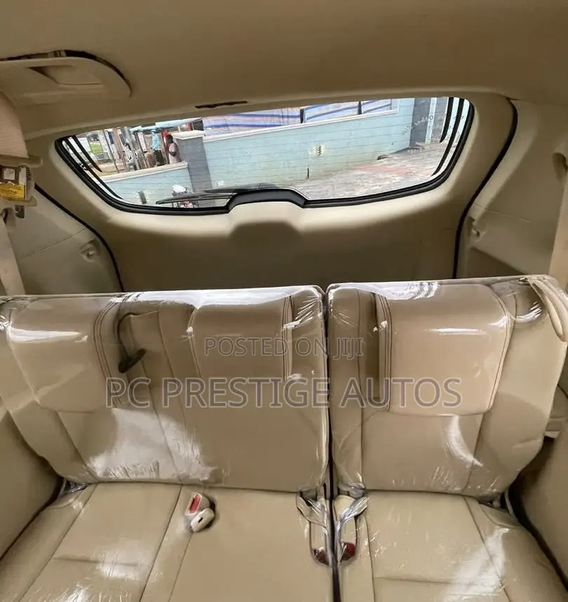 Toyota Highlander XLE 4dr SUV AWD (3.5L 6cyl 6A) 2015 White