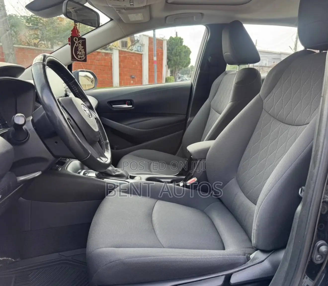 Toyota Corolla LE 2021 Black