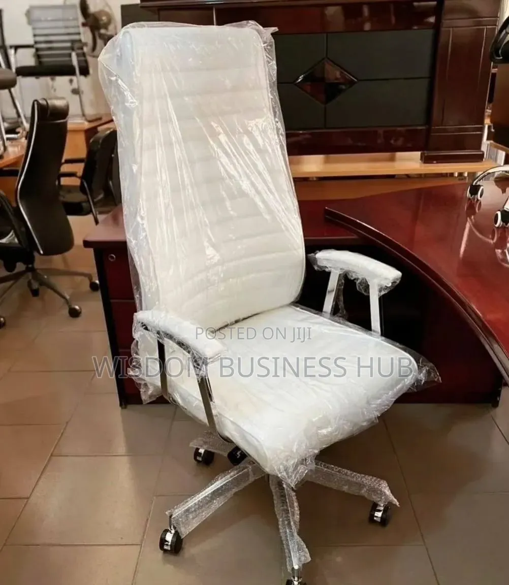 Ribbed Executive Office Chair