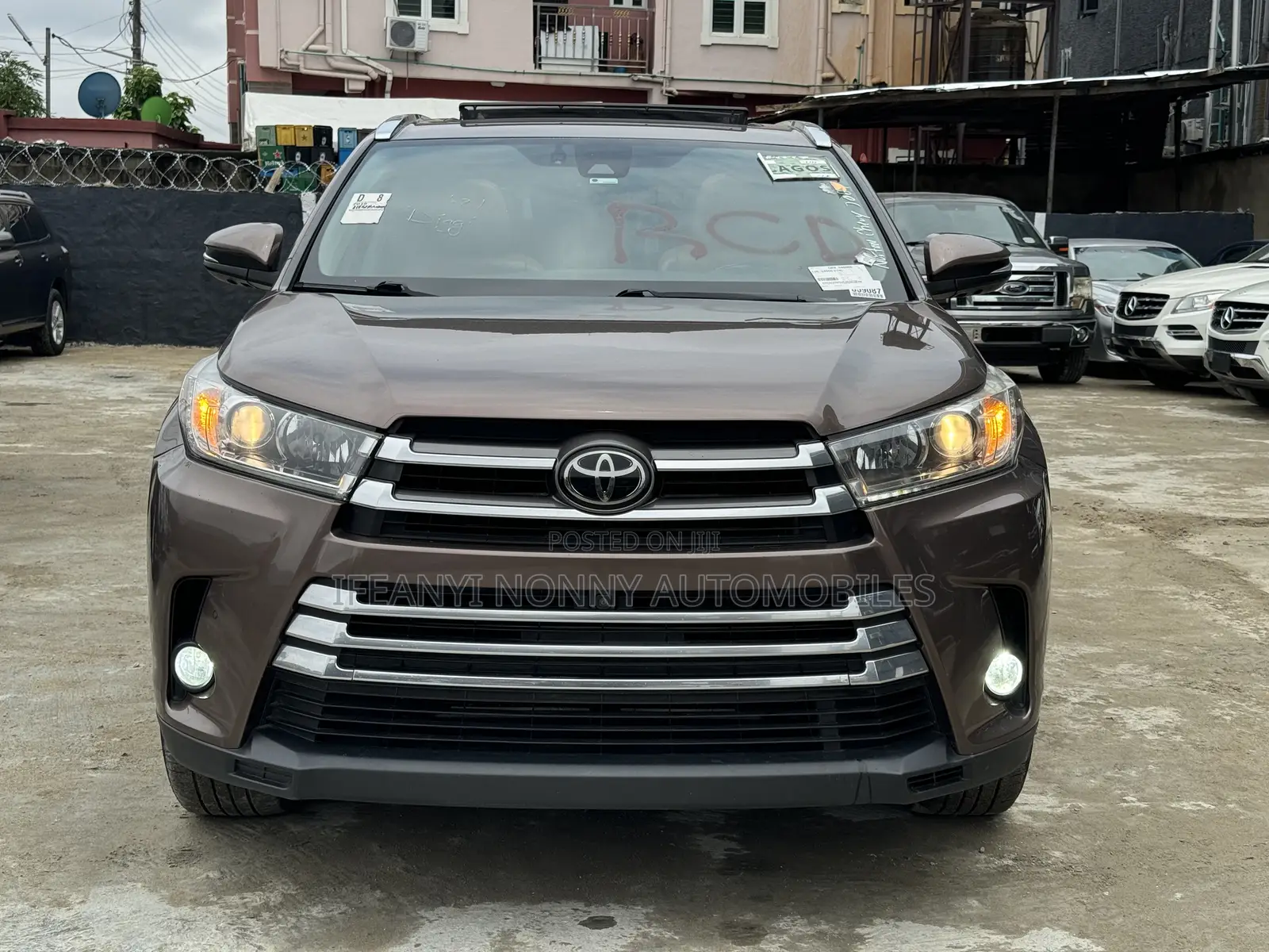 Toyota Highlander Limited Platinum 4x4 V6 (3.5L 6cyl 8A) 2018 Brown