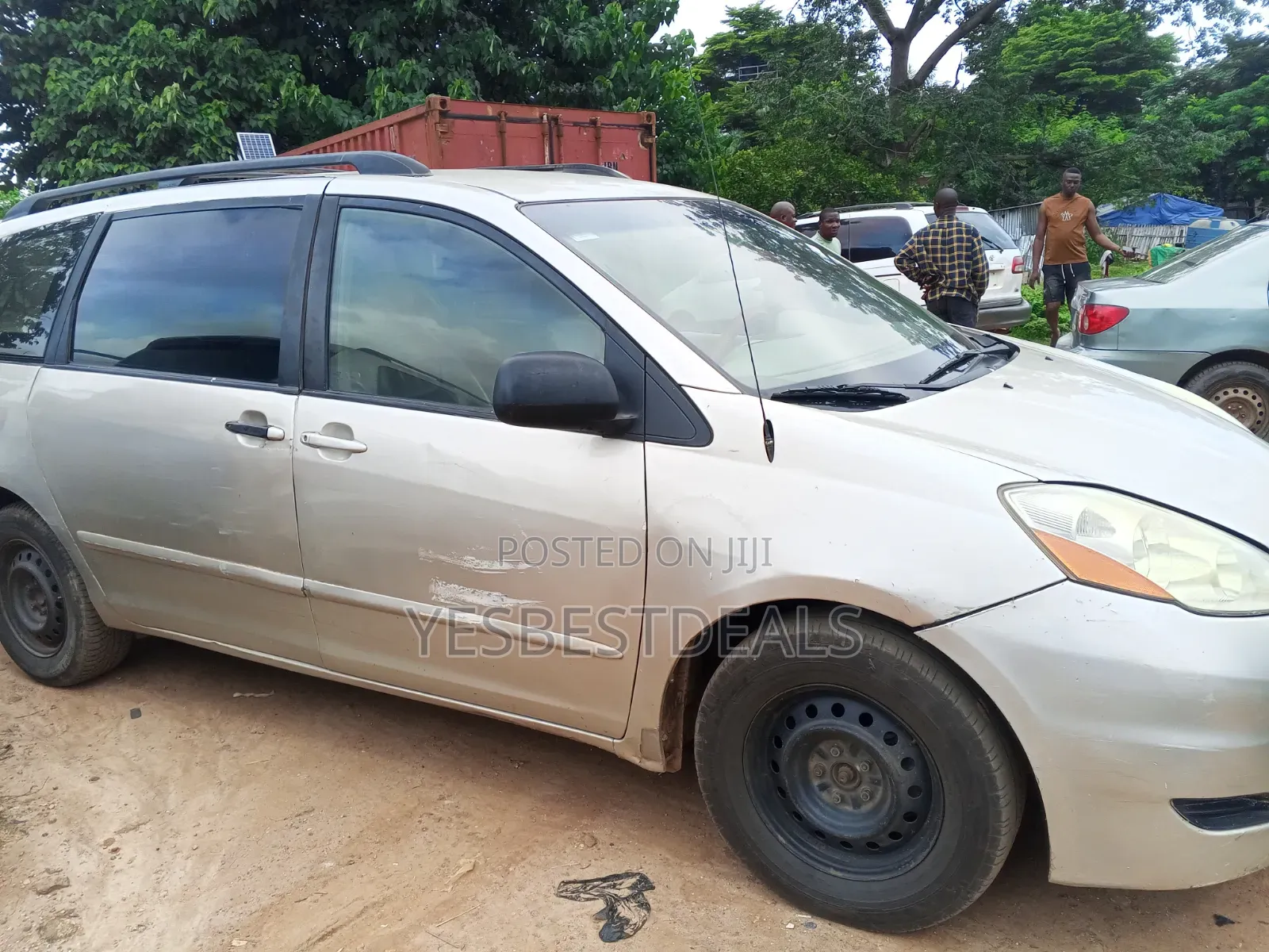Toyota Sienna 2006 Gold