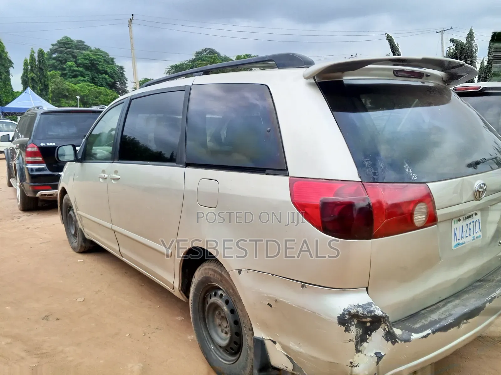 Toyota Sienna 2006 Gold