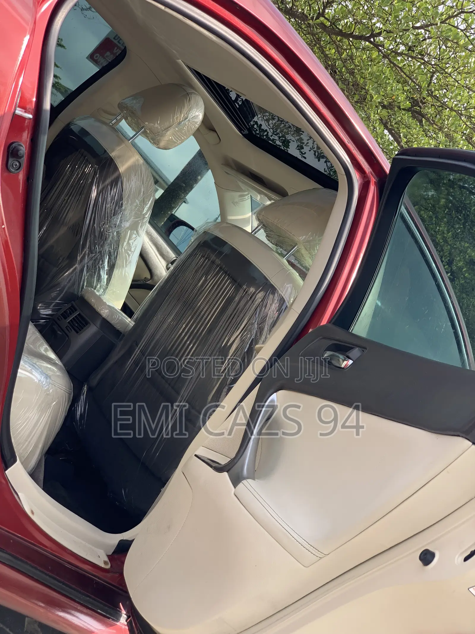 Lexus IS 250 2010 Red