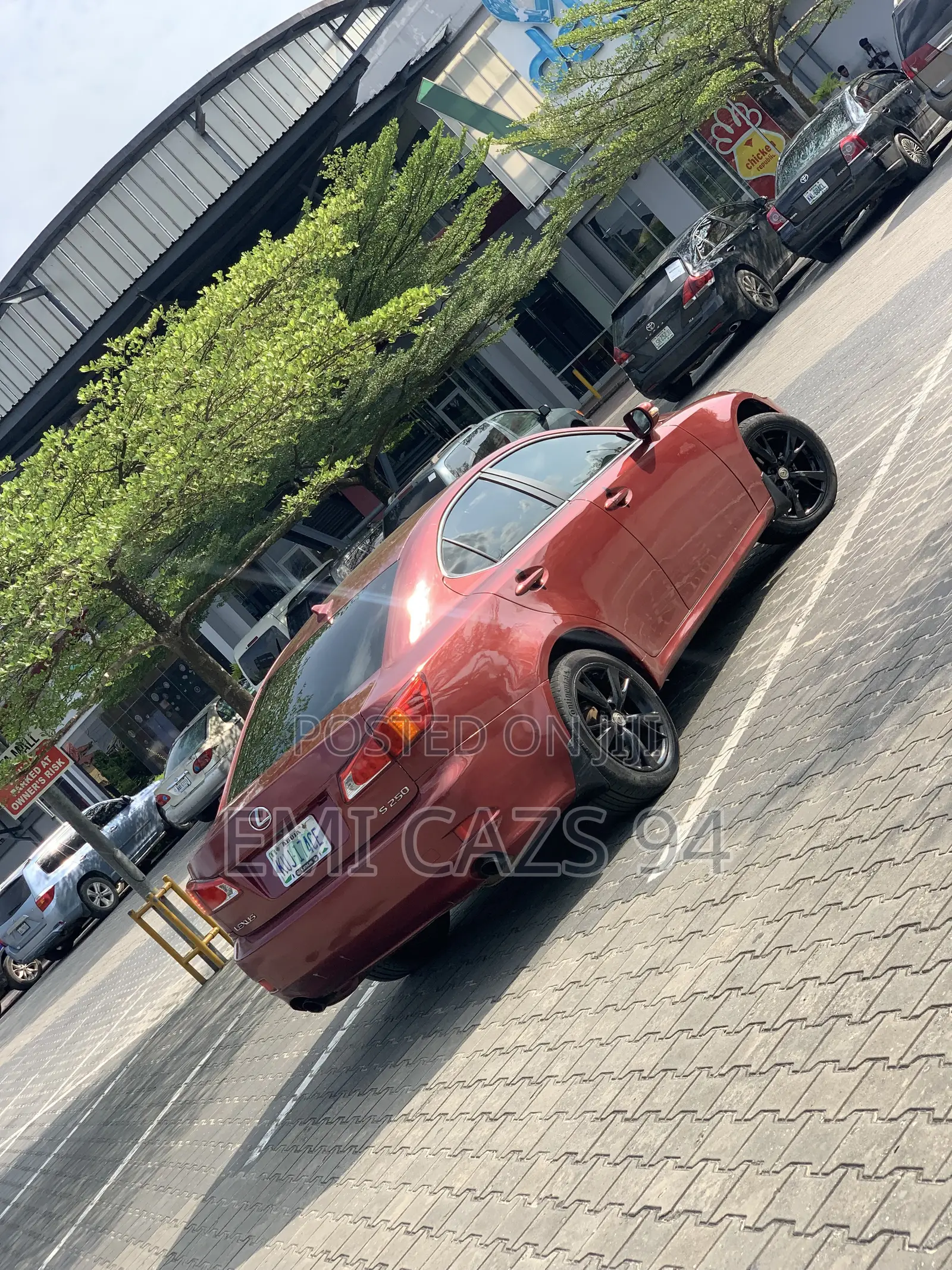 Lexus IS 250 2010 Red