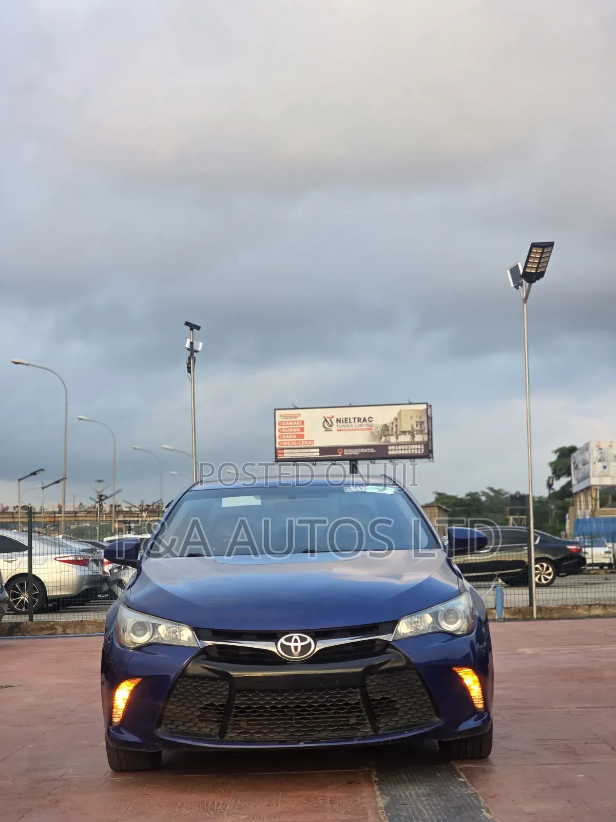 Toyota Camry 2015 Blue