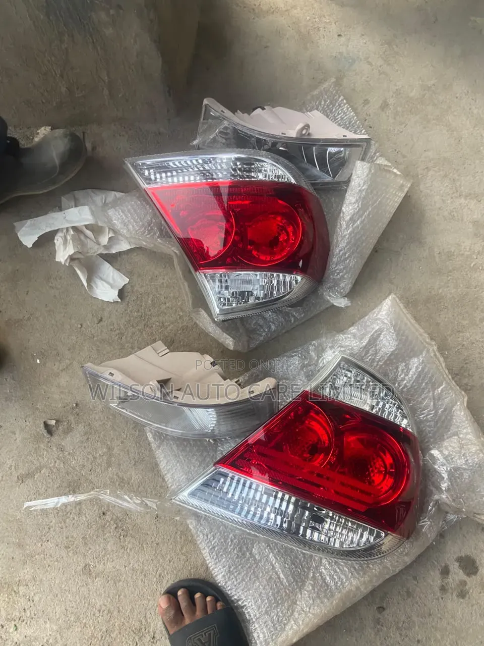 Camry 2006 Rear Light and Fog Lights