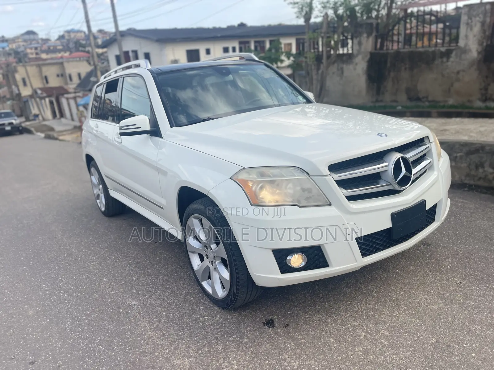 Mercedes-Benz GLK-Class 350 4MATIC 2011 White