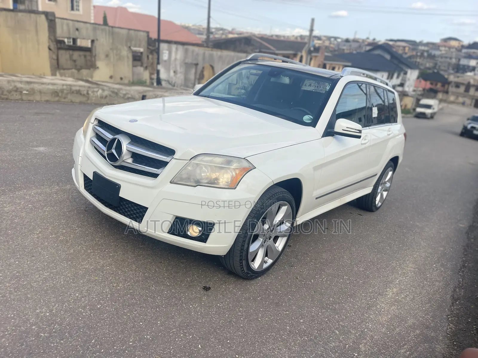 Mercedes-Benz GLK-Class 350 4MATIC 2011 White