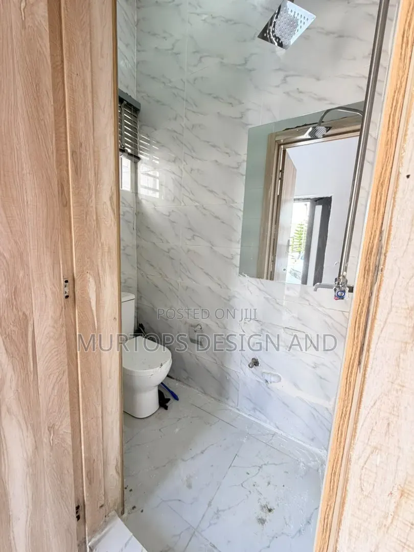 Studio Apartment in Royal, Lekki Phase 2 for rent
