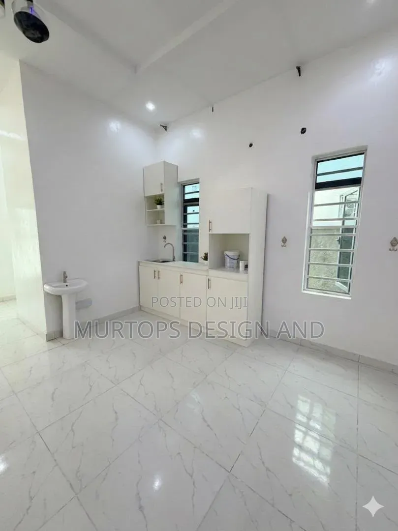 Studio Apartment in Royal, Lekki Phase 2 for rent