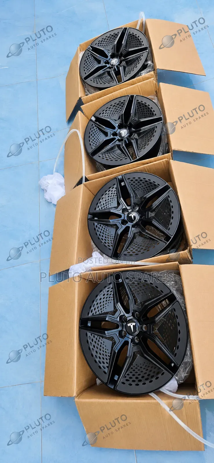 Premium 19-Inch Alloy Rims Available!