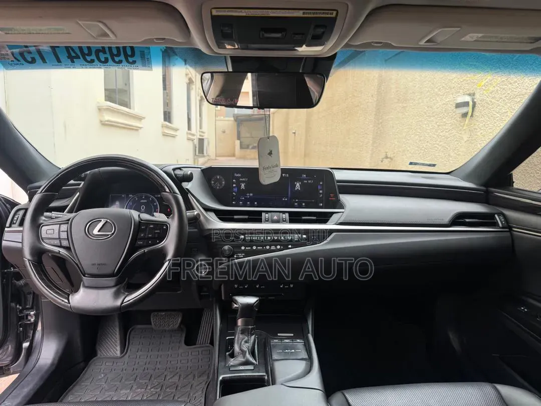 Lexus ES 2021 Gray