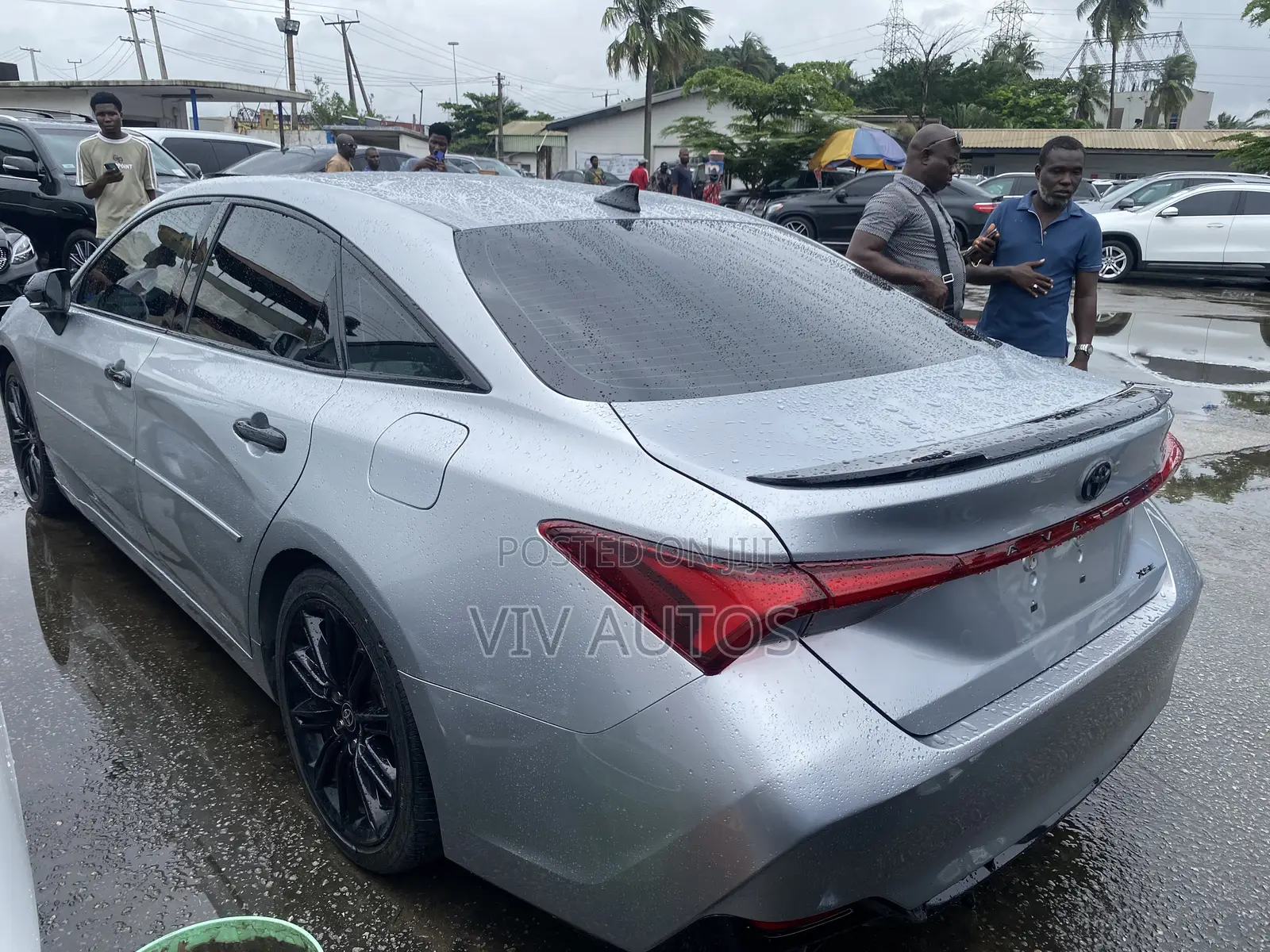 Toyota Avalon XSE Nightshade 2021 Silver