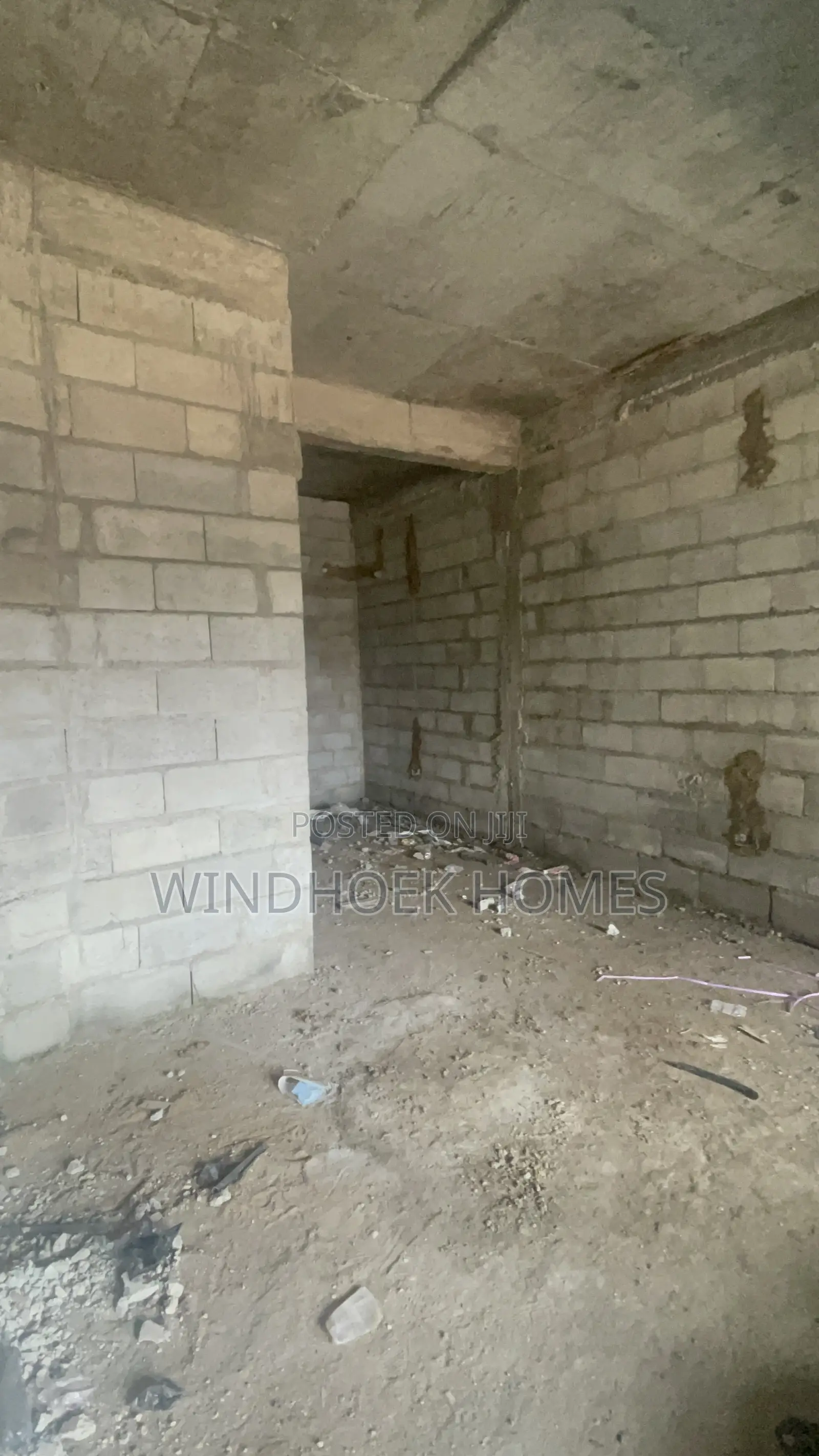 4bdrm Duplex in Life Camp for sale