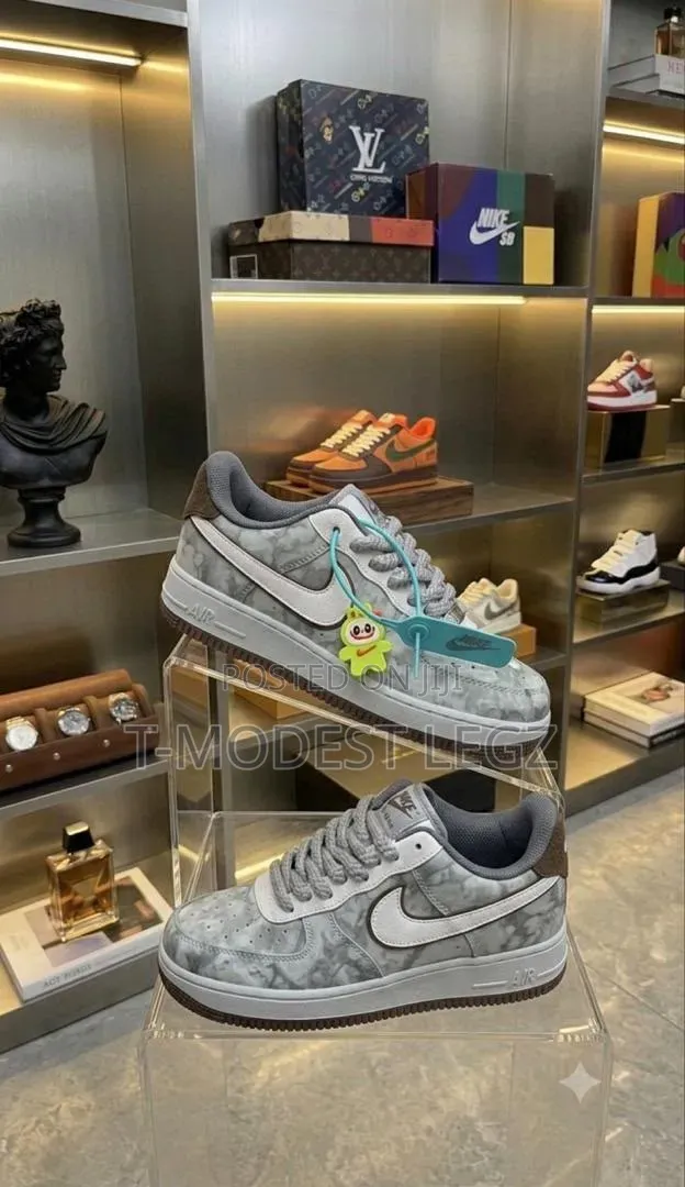 New Design High Quality Men's Nike Sneakers