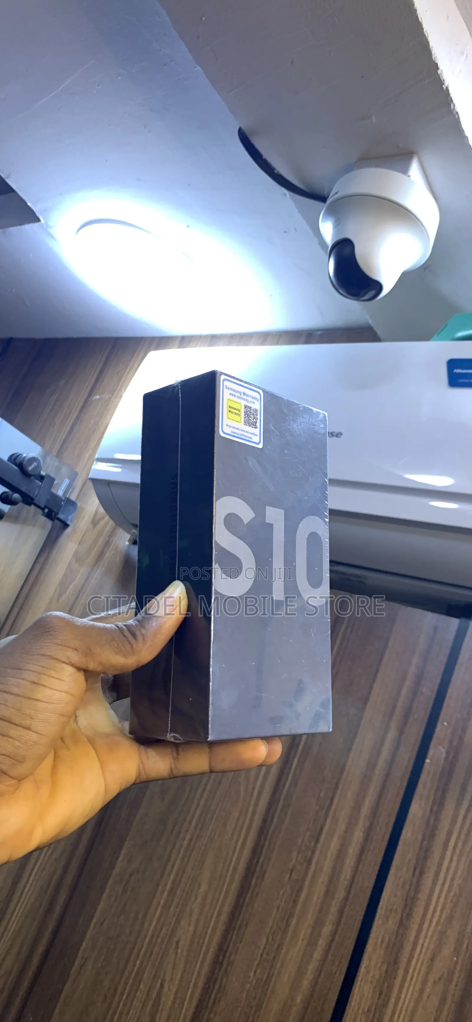 New Samsung Galaxy S10 128 GB White
