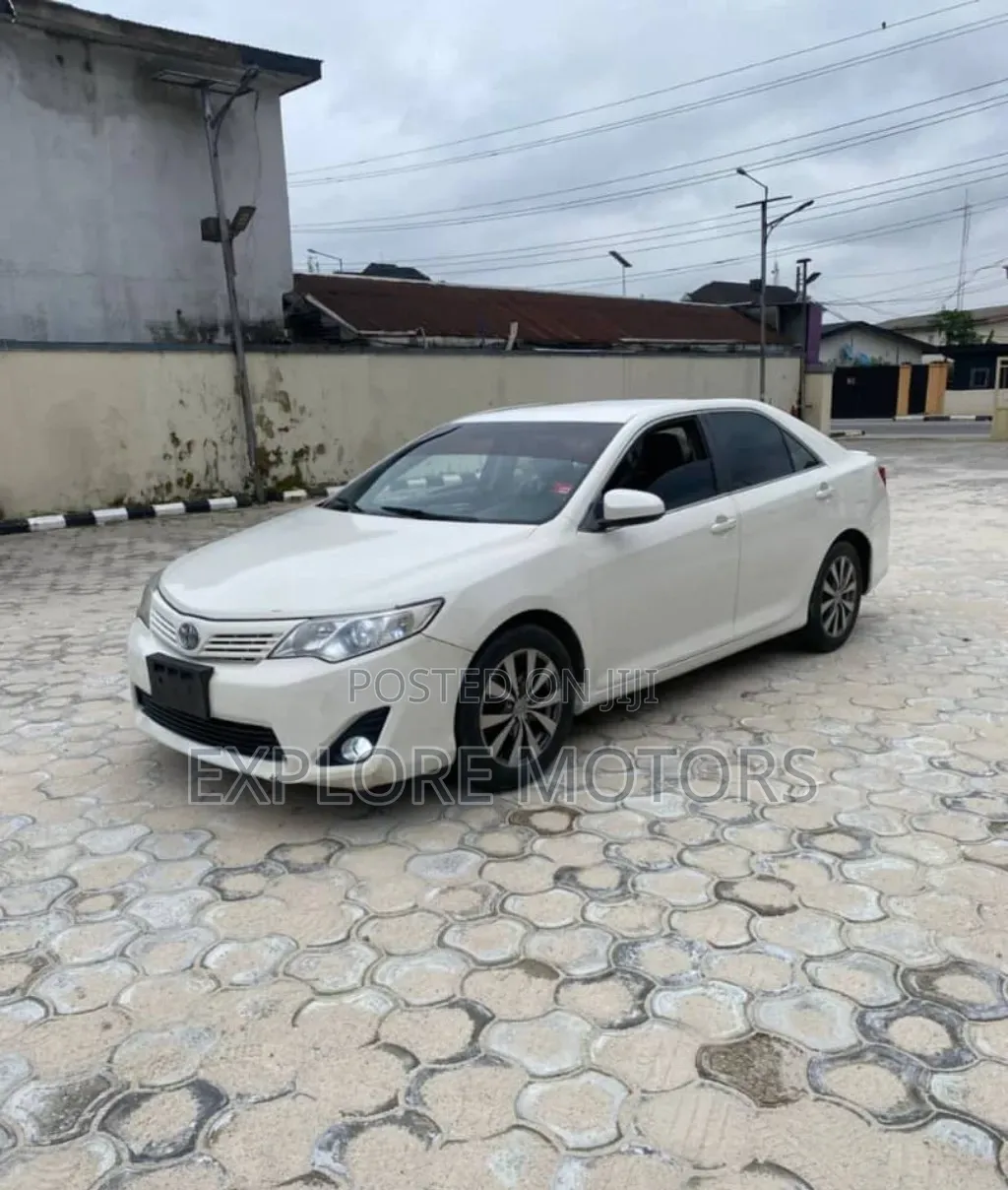 Toyota Camry 2012 White