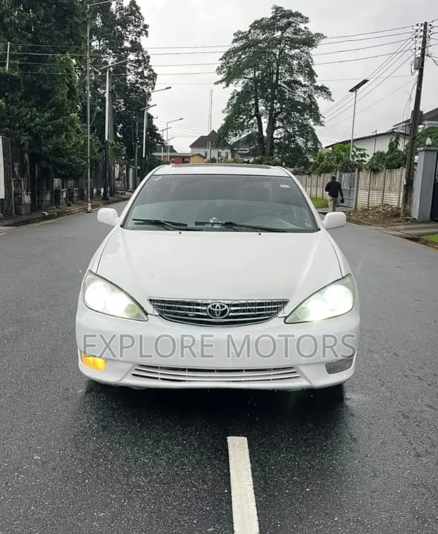 Toyota Camry 2006 White