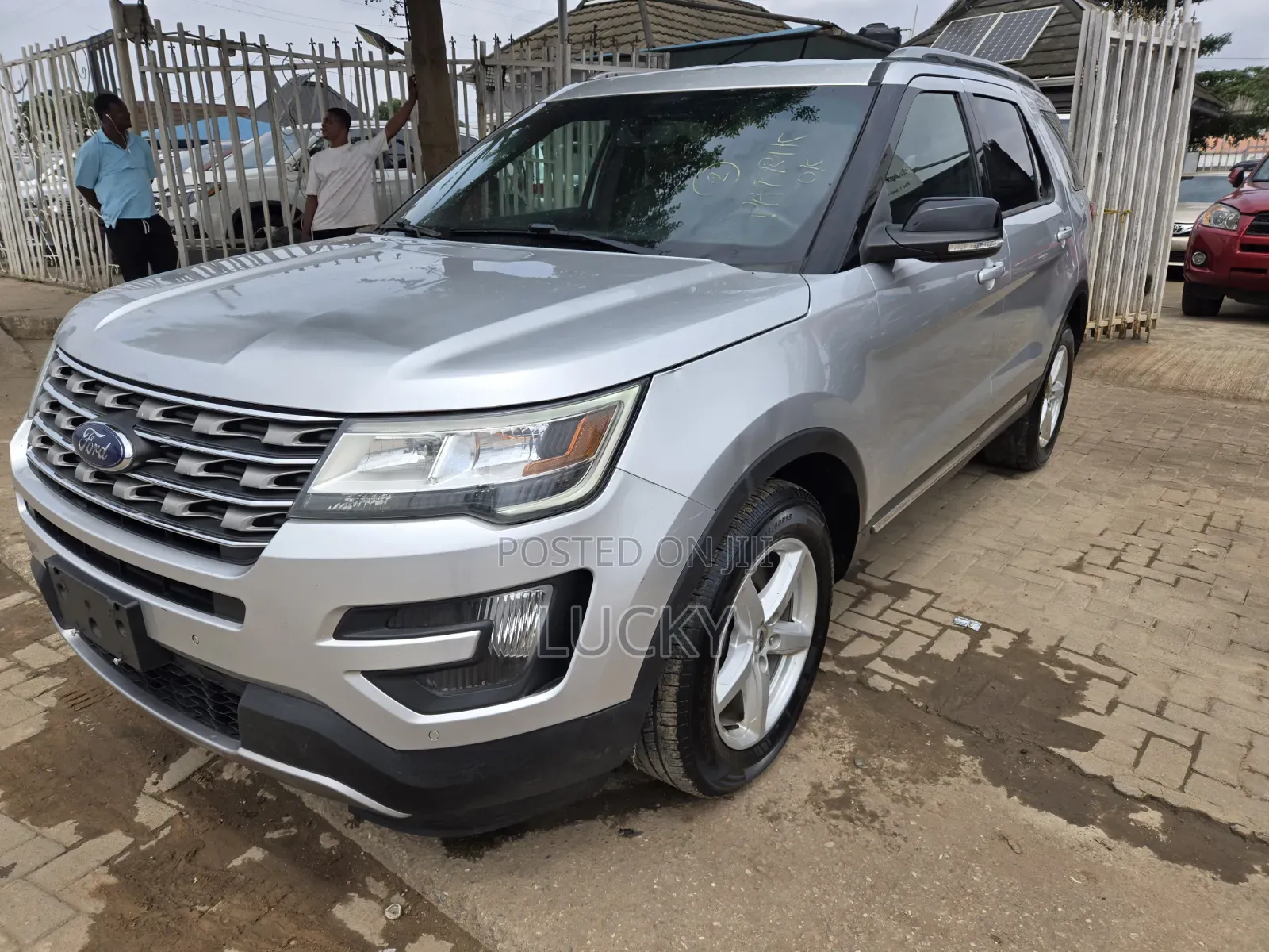 Ford Explorer 2016 Silver