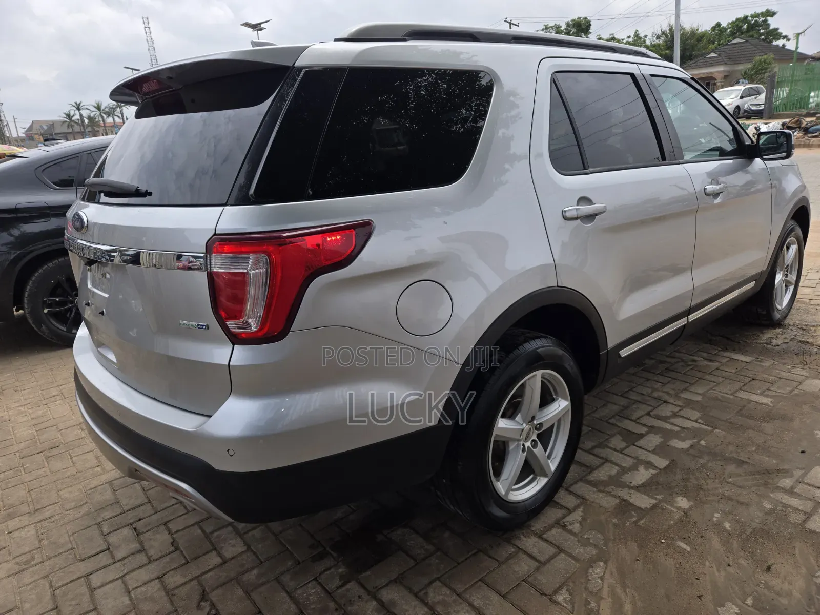 Ford Explorer 2016 Silver