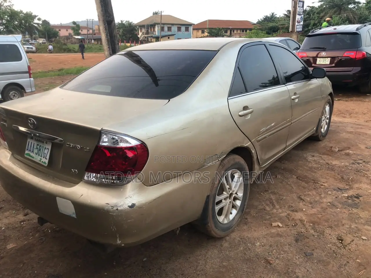 Toyota Camry 2006 Gold