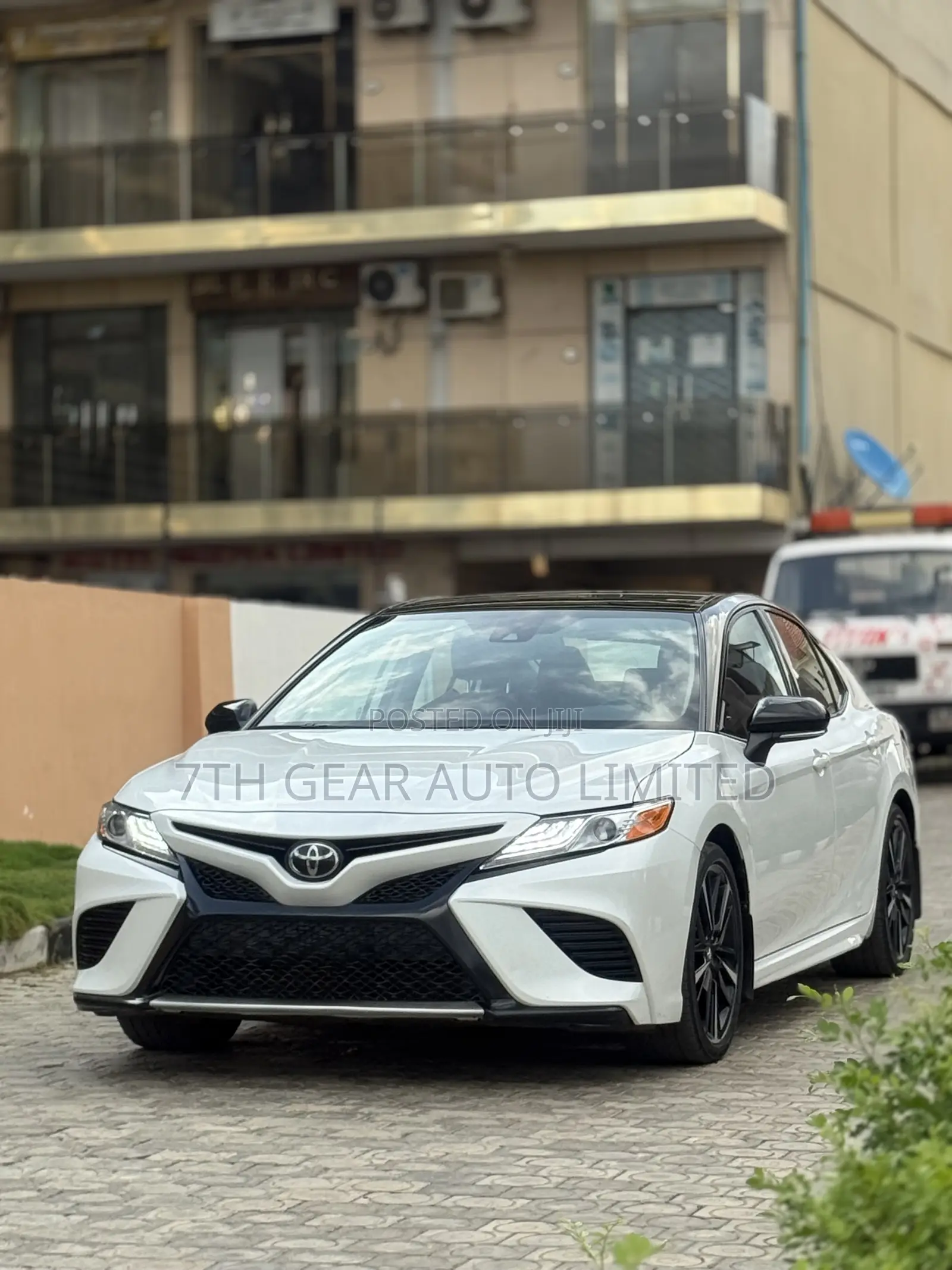 Toyota Camry XSE FWD 2020 White
