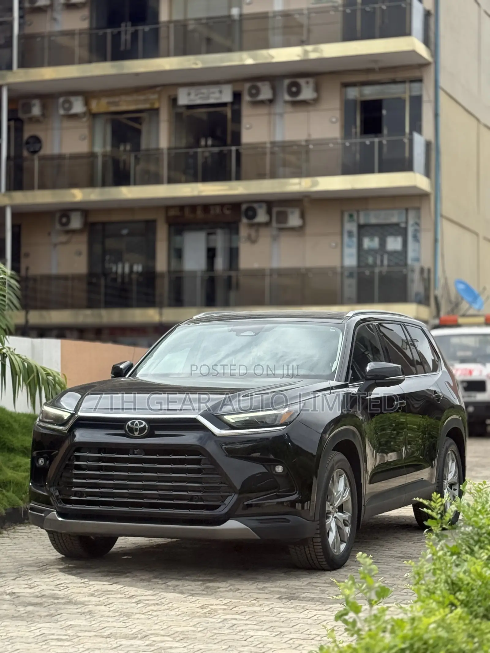 Toyota Grand Highlander Limited AWD 2024 Black
