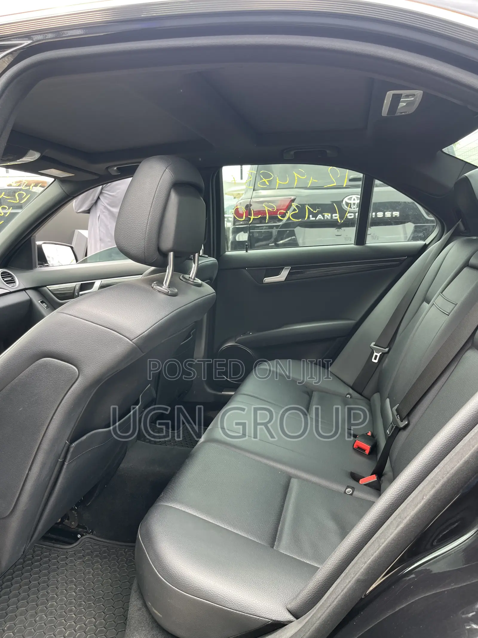 Mercedes-Benz C300 Luxury 4Matic Sedan AWD (3.0L 6cyl 7A) 2012 Black