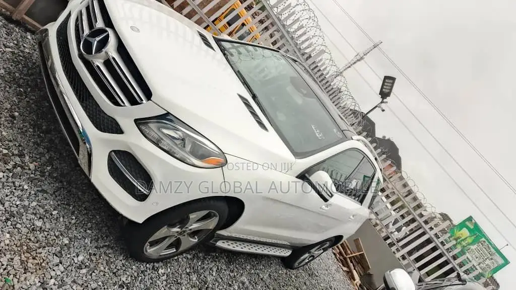 Mercedes-Benz GLE-Class GLE 350 2017 White