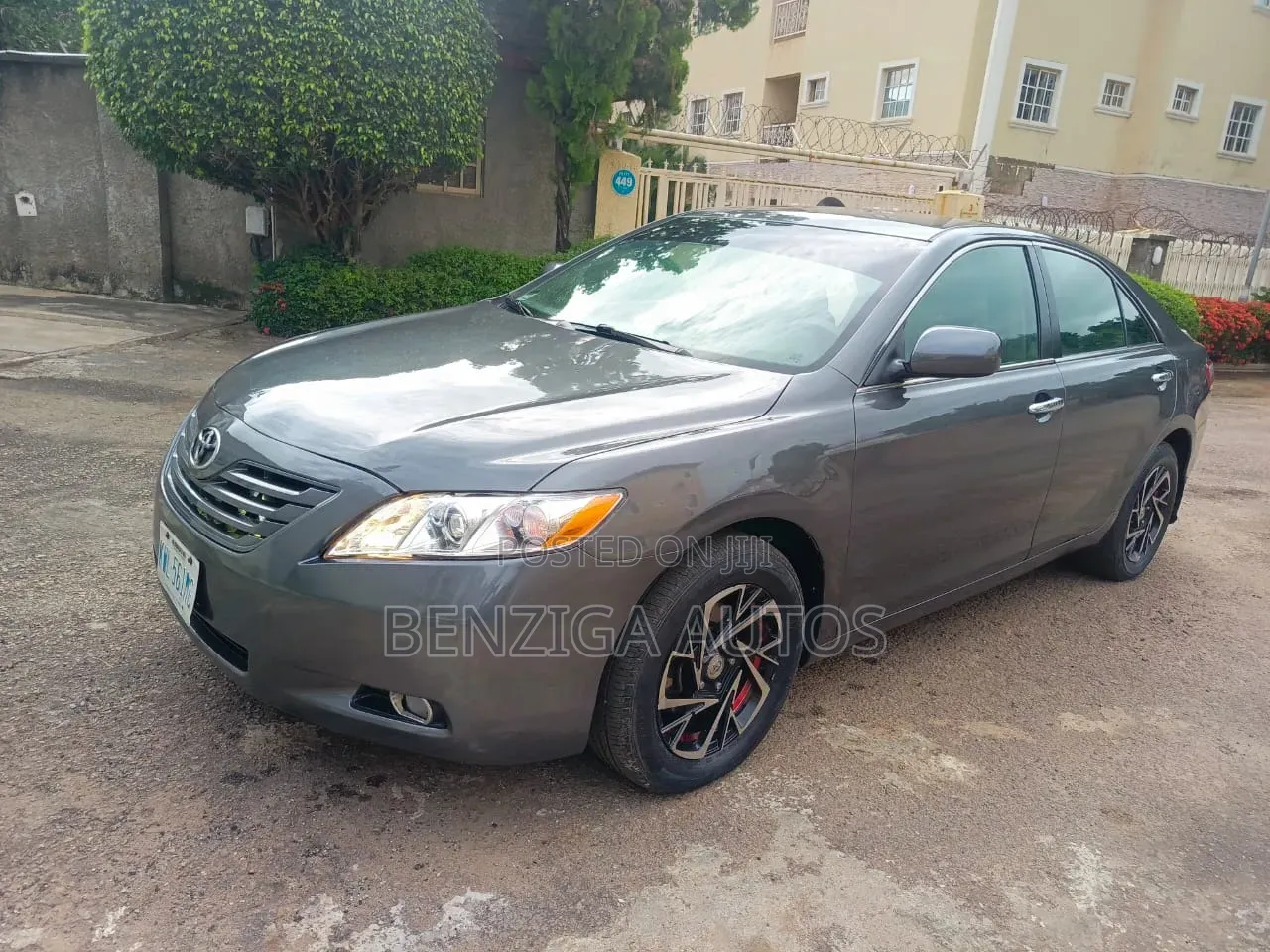 Toyota Camry 2008 Gray
