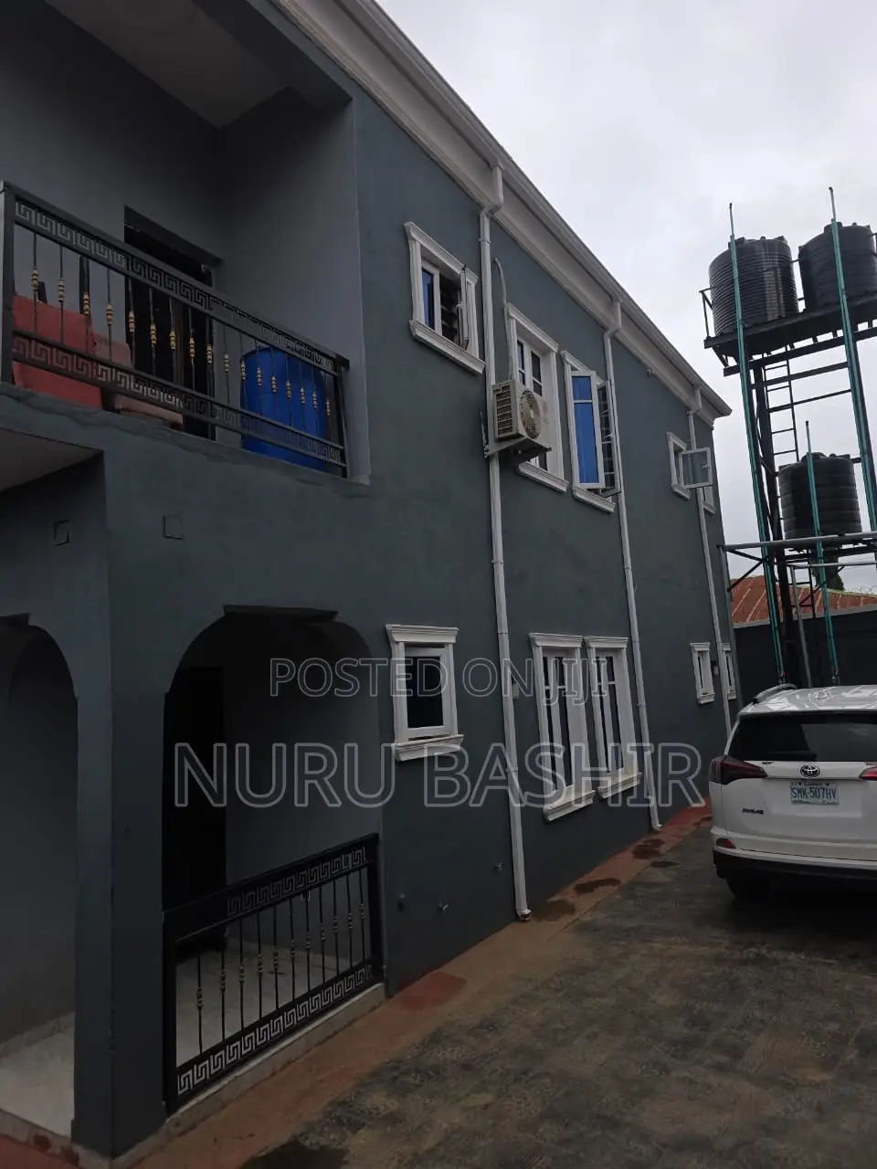 2bdrm Block of Flats in Oluode, Akala Express for rent