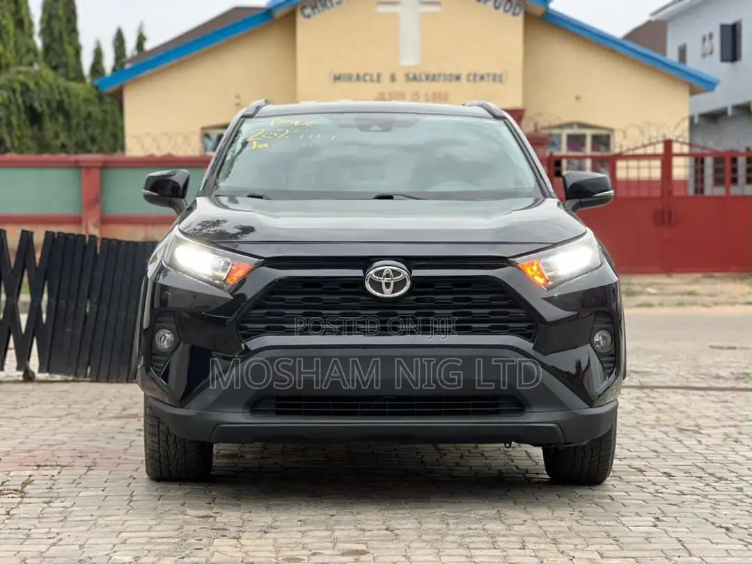 Toyota RAV4 2019 Black