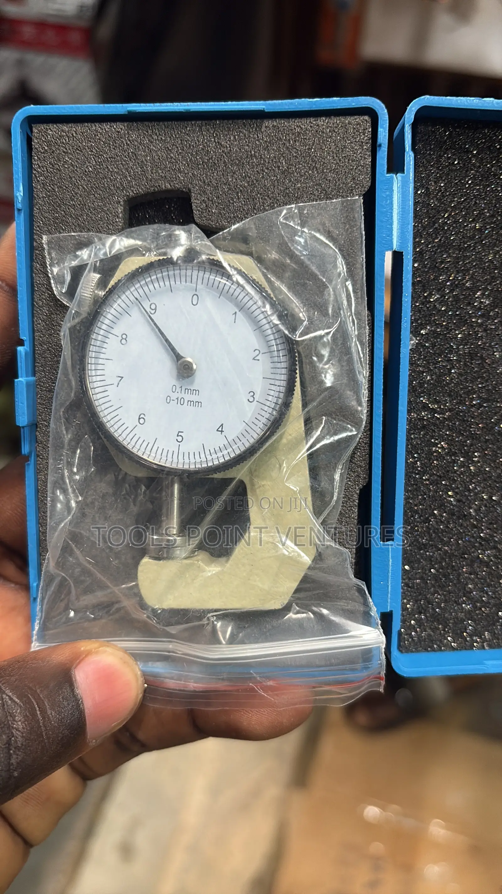 Dial Thickness Gauge.