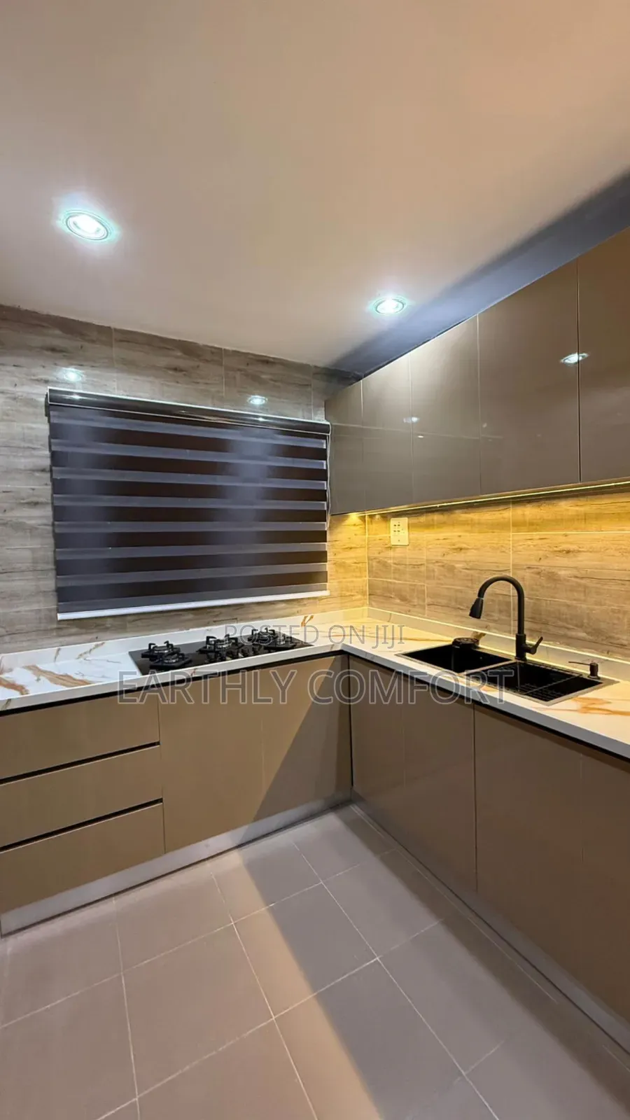 Modern Kitchen Cabinets Interior | Custom L-Shaped Kitchen Design