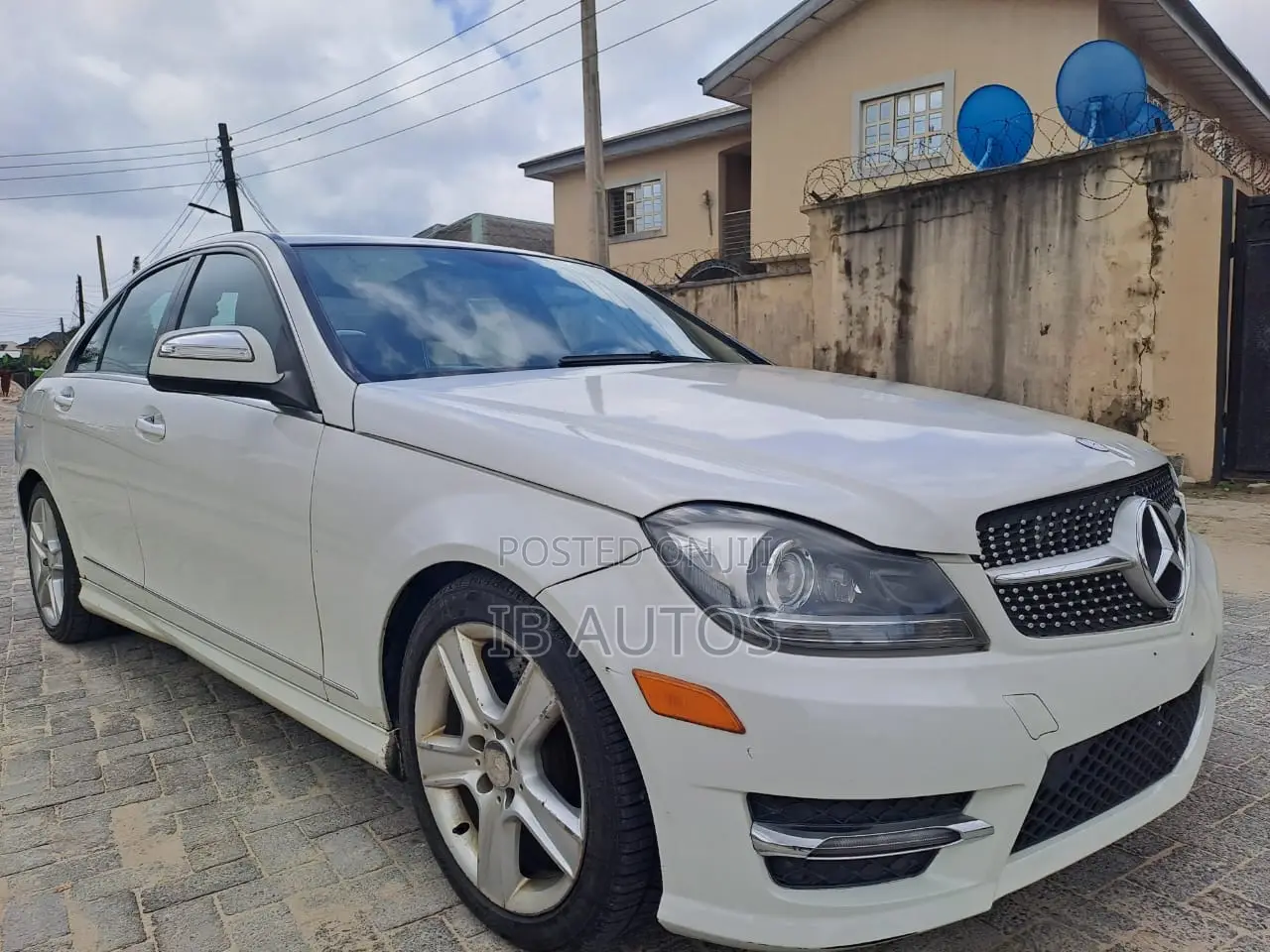 Mercedes-Benz C300 Luxury Sedan RWD (3.0L 6cyl 7A) 2008 White