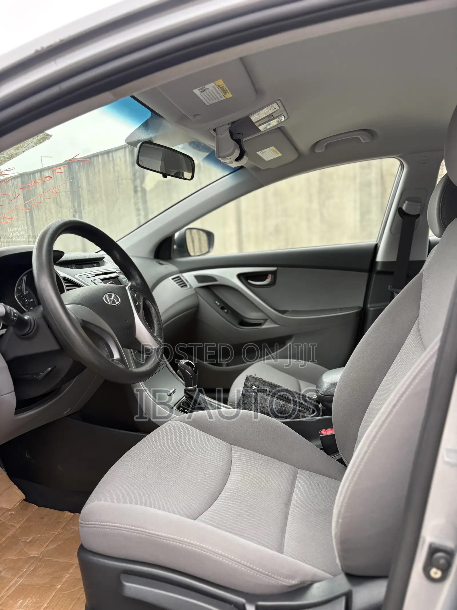 Hyundai Elantra Limited 2012 Gray