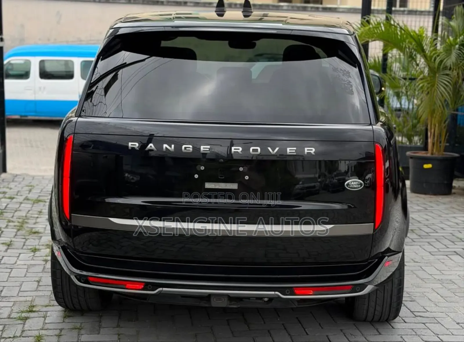 Land Rover Range Rover Vogue 2023 Black