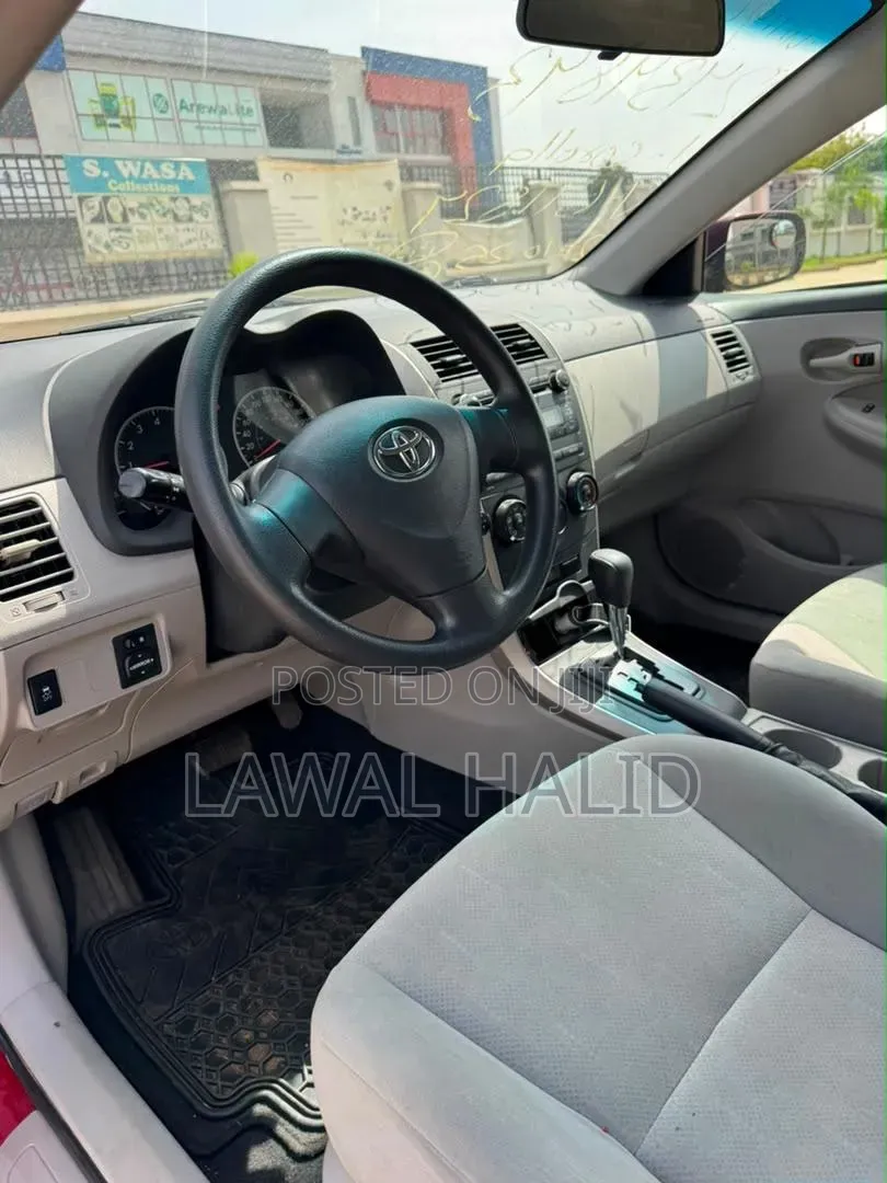 Toyota Corolla 2012 Red
