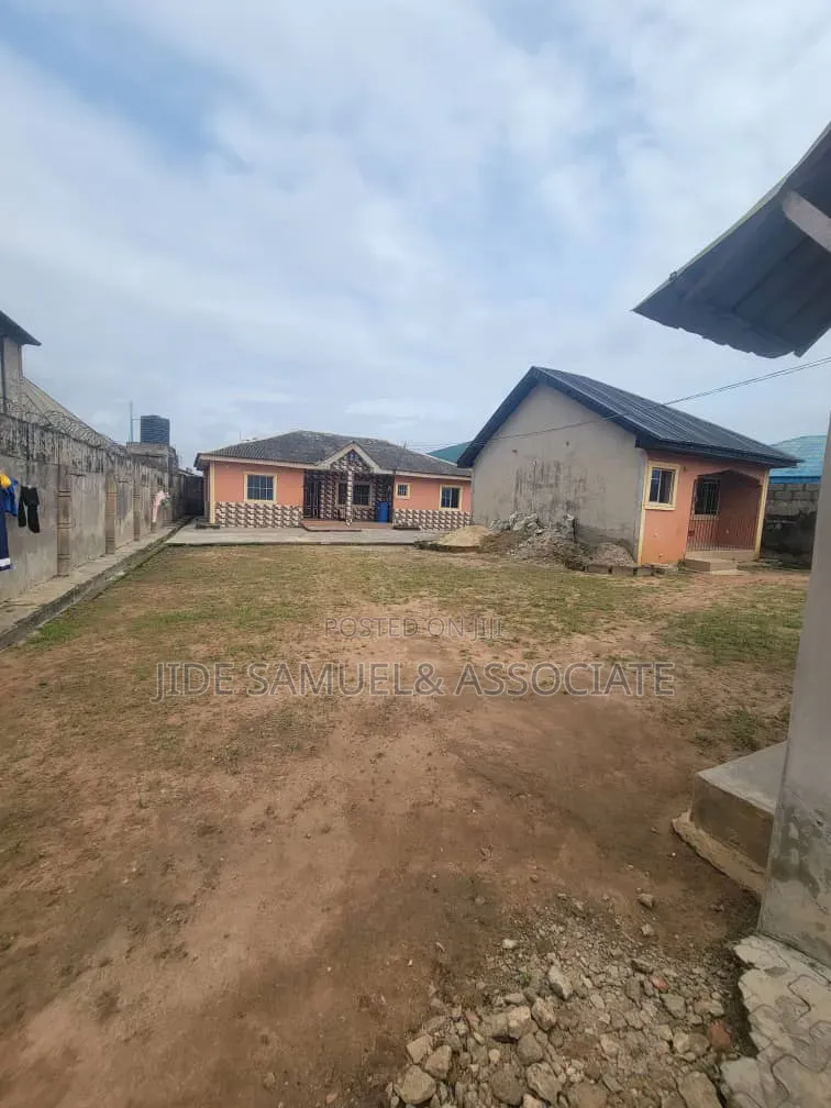Furnished 1bdrm Bungalow in Ayobo for rent