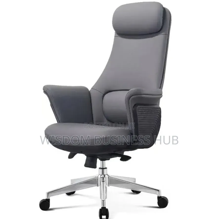 Contemporary Executive Swivel Chair