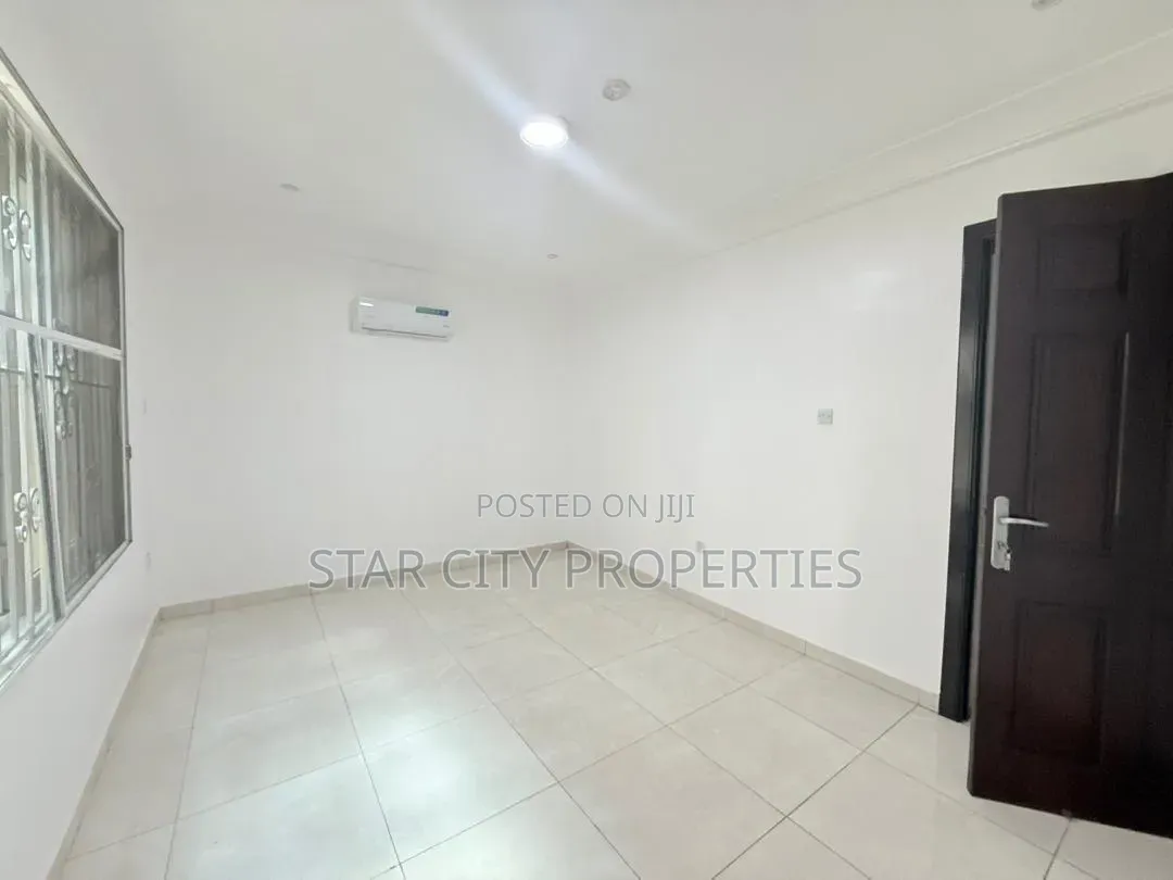 5bdrm Townhouse / Terrace in Banana Island Ikoyi for rent