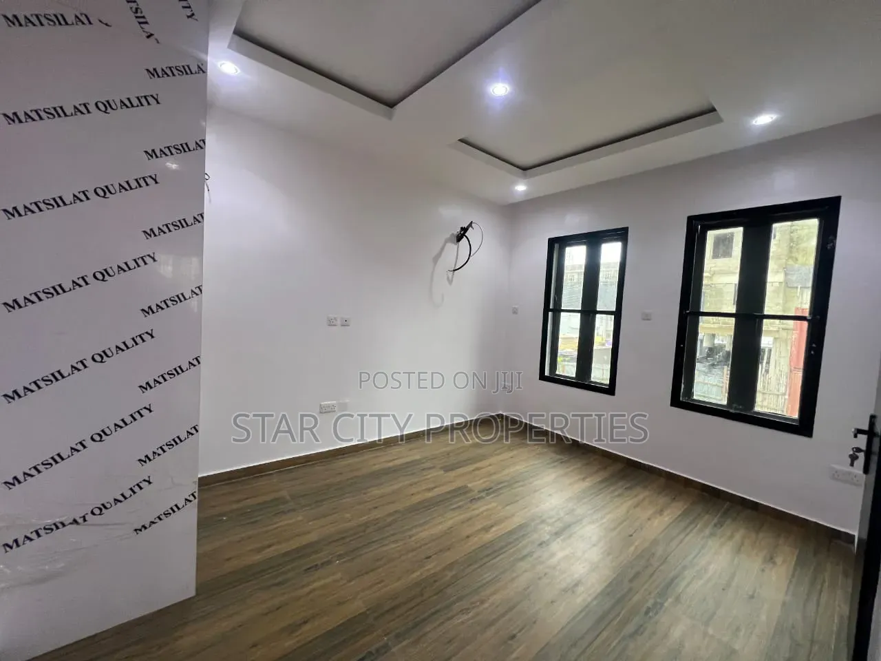3bdrm Apartment in Lekki Phase 1 for rent